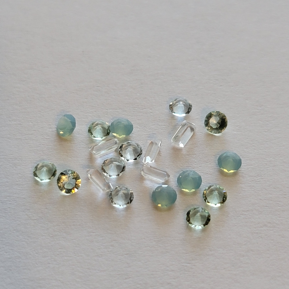 Origami Owl Retired Swarovski Crystals Mint Stardust 20 Crystals